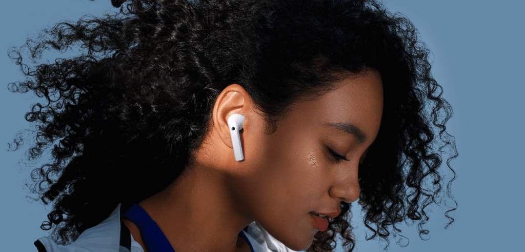 Redmi Buds 3, hafif tasarımı, uzun pil ömrü ve üstün ses kalitesiyle günlük kullanıma konfor katar.