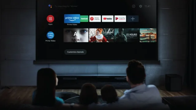 Günümüzde televizyonlar yalnızca yayın izleme aracı olmaktan çıktı. Android TV Box, televizyonunuza akıllı özellikler kazandırarak dijital dünyaya açılmanızı sağlar. Üstelik bu küçük cihaz, Android işletim sistemi sayesinde telefon veya tablet deneyimini büyük ekrana taşır. Böylece film, dizi, oyun ve uygulamalar tek bir merkezden yönetilebilir.